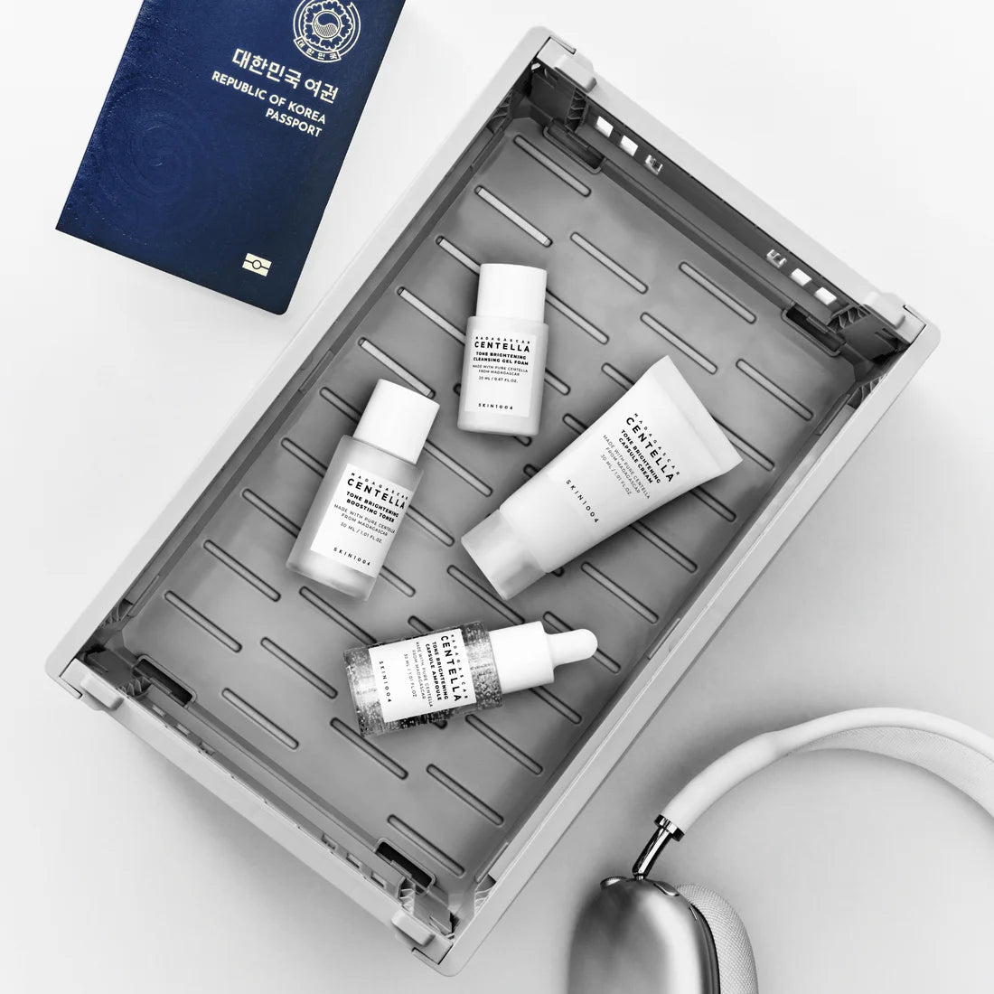 Madagascar Centella Tone Brightening Travel Kit