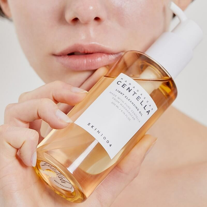 SKIN1004 – Madagascar Centella Light Cleansing Oil (200ml)