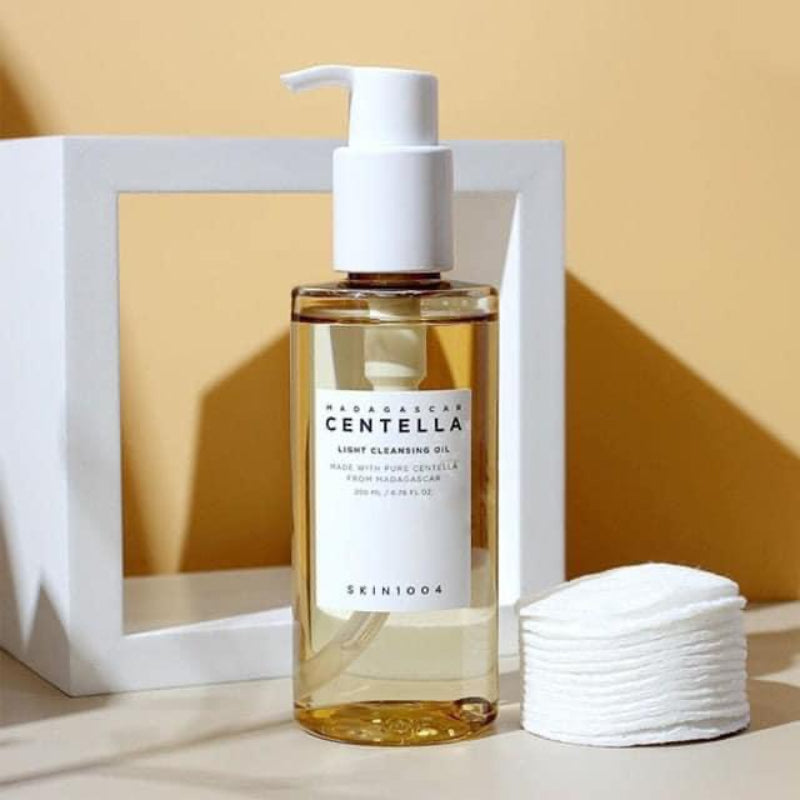 SKIN1004 – Madagascar Centella Light Cleansing Oil (200ml)